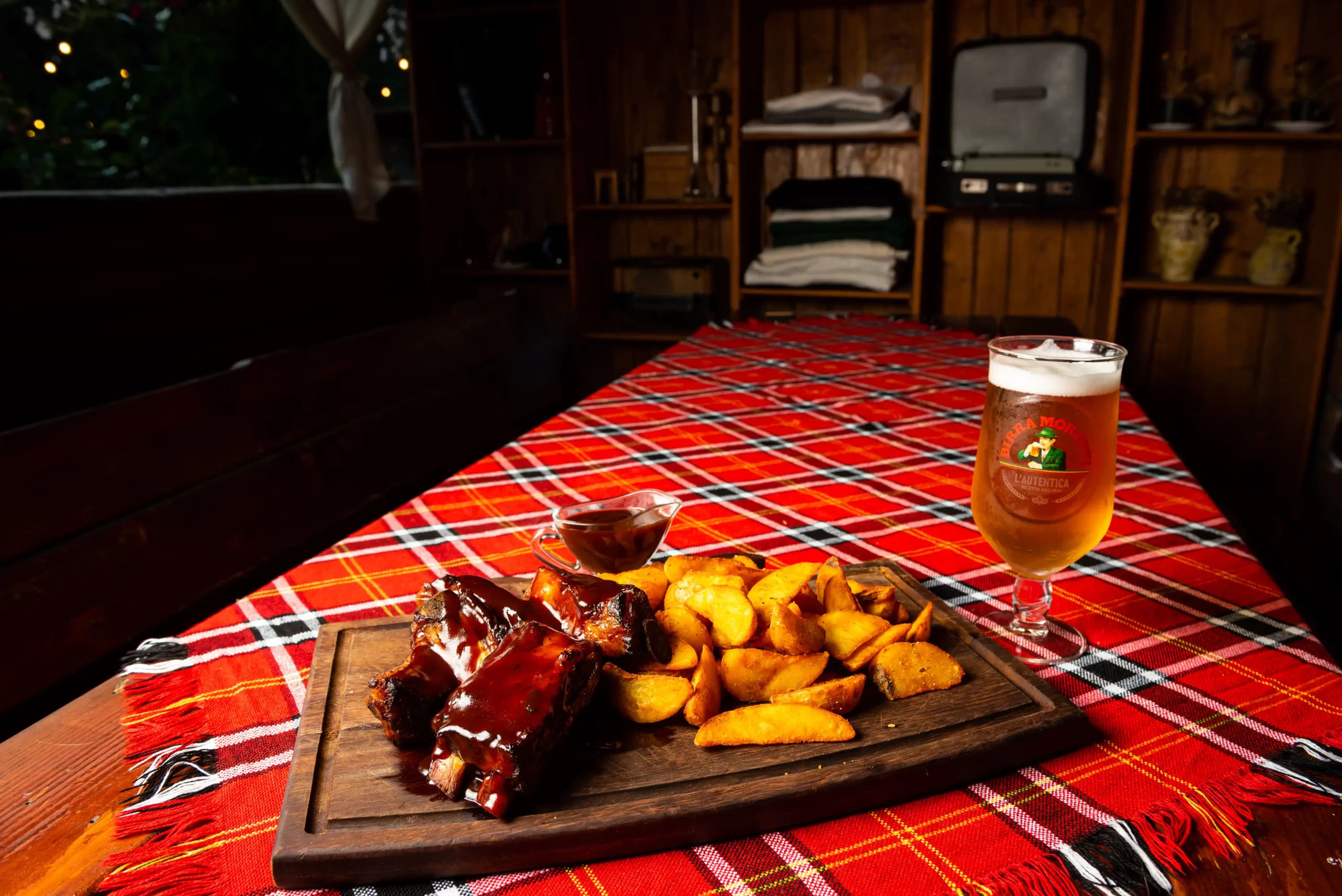 BBQ Ribs Roni Q livezeni tg.mureș târgu mureș restaurant mureș delivery livrare terasă terasz Pizza mureș Pizza mures Restaurant Mureș Restaurant mures Pizza Livezeni Restaurant Livezeni ibănești ibanesti maiad nyomat nyomát Corunca Koronka Marosvásárhely Poienița poienita Agard Agárd Vendéglő Pizzázó házhozszállítás Sânișor Sanisor crispy burger mâncare tradițională ciorbă ciorbe meniul zilei platou platouri salată salate supă supe