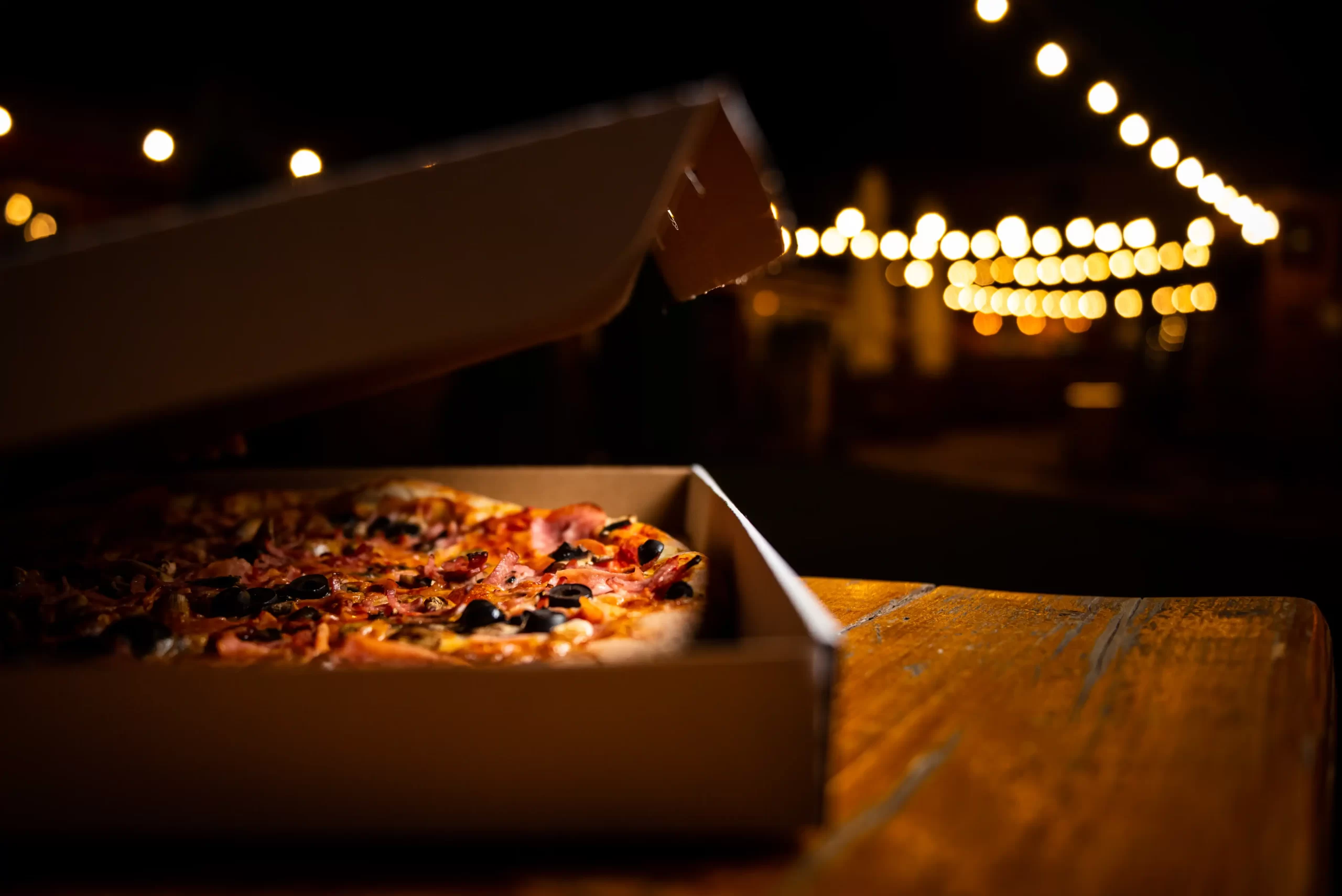 Roni Q livezeni tg.mureș târgu mureș restaurant mureș delivery livrare terasă terasz Pizza mureș Pizza mures Restaurant Mureș Restaurant mures Pizza Livezeni Restaurant Livezeni ibănești ibanesti maiad nyomat nyomát Corunca Koronka Marosvásárhely Poienița poienita Agard Agárd Vendéglő Pizzázó házhozszállítás Sânișor Sanisor crispy burger mâncare tradițională ciorbă ciorbe meniul zilei platou platouri salată salate supă supe