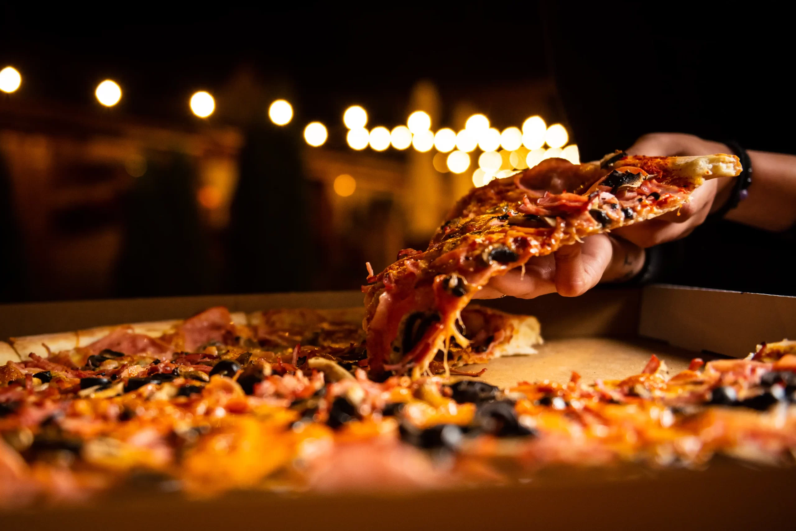 Roni Q livezeni tg.mureș târgu mureș restaurant mureș delivery livrare terasă terasz Pizza mureș Pizza mures Restaurant Mureș Restaurant mures Pizza Livezeni Restaurant Livezeni ibănești ibanesti maiad nyomat nyomát Corunca Koronka Marosvásárhely Poienița poienita Agard Agárd Vendéglő Pizzázó házhozszállítás Sânișor Sanisor crispy burger mâncare tradițională ciorbă ciorbe meniul zilei platou platouri salată salate supă supe