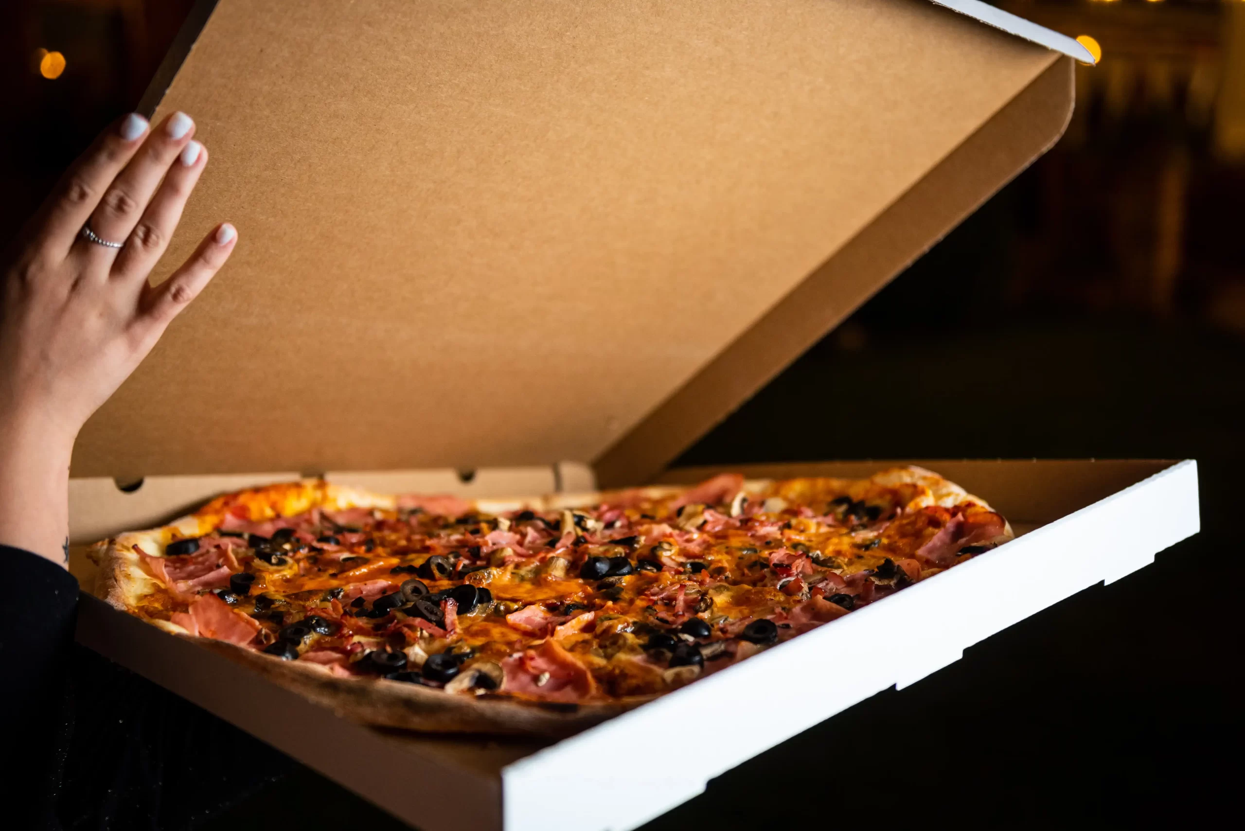 Roni Q livezeni tg.mureș târgu mureș restaurant mureș delivery livrare terasă terasz Pizza mureș Pizza mures Restaurant Mureș Restaurant mures Pizza Livezeni Restaurant Livezeni ibănești ibanesti maiad nyomat nyomát Corunca Koronka Marosvásárhely Poienița poienita Agard Agárd Vendéglő Pizzázó házhozszállítás Sânișor Sanisor crispy burger mâncare tradițională ciorbă ciorbe meniul zilei platou platouri salată salate supă supe