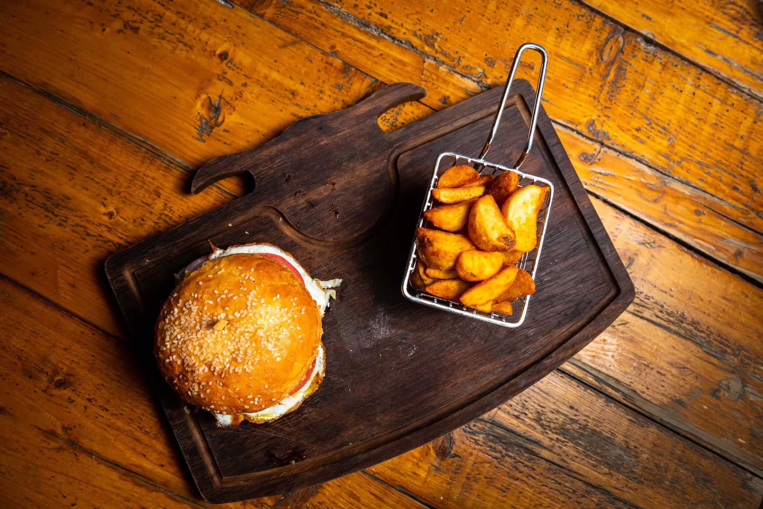 Vegie Burger Roni Q livezeni tg.mureș târgu mureș restaurant mureș delivery livrare terasă terasz Pizza mureș Pizza mures Restaurant Mureș Restaurant mures Pizza Livezeni Restaurant Livezeni ibănești ibanesti maiad nyomat nyomát Corunca Koronka Marosvásárhely Poienița poienita Agard Agárd Vendéglő Pizzázó házhozszállítás Sânișor Sanisor crispy burger mâncare tradițională ciorbă ciorbe meniul zilei platou platouri salată salate supă supe