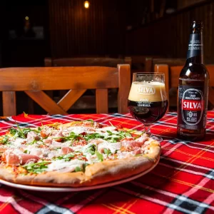 Pizza Prosciutto Crudo Roni Q livezeni tg.mureș târgu mureș restaurant mureș delivery livrare terasă terasz Pizza mureș Pizza mures Restaurant Mureș Restaurant mures Pizza Livezeni Restaurant Livezeni ibănești ibanesti maiad nyomat nyomát Corunca Koronka Marosvásárhely Poienița poienita Agard Agárd Vendéglő Pizzázó házhozszállítás Sânișor Sanisor crispy burger mâncare tradițională ciorbă ciorbe meniul zilei platou platouri salată salate supă supe
