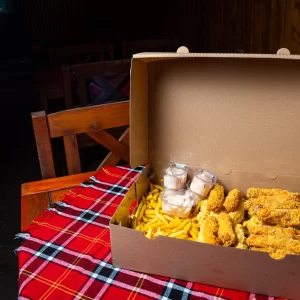 40 Chicken Challenge Bucket Roni Q livezeni tg.mureș târgu mureș restaurant mureș delivery livrare terasă terasz Pizza mureș Pizza mures Restaurant Mureș Restaurant mures Pizza Livezeni Restaurant Livezeni ibănești ibanesti maiad nyomat nyomát Corunca Koronka Marosvásárhely Poienița poienita Agard Agárd Vendéglő Pizzázó házhozszállítás Sânișor Sanisor crispy burger mâncare tradițională ciorbă ciorbe meniul zilei platou platouri salată salate supă supe