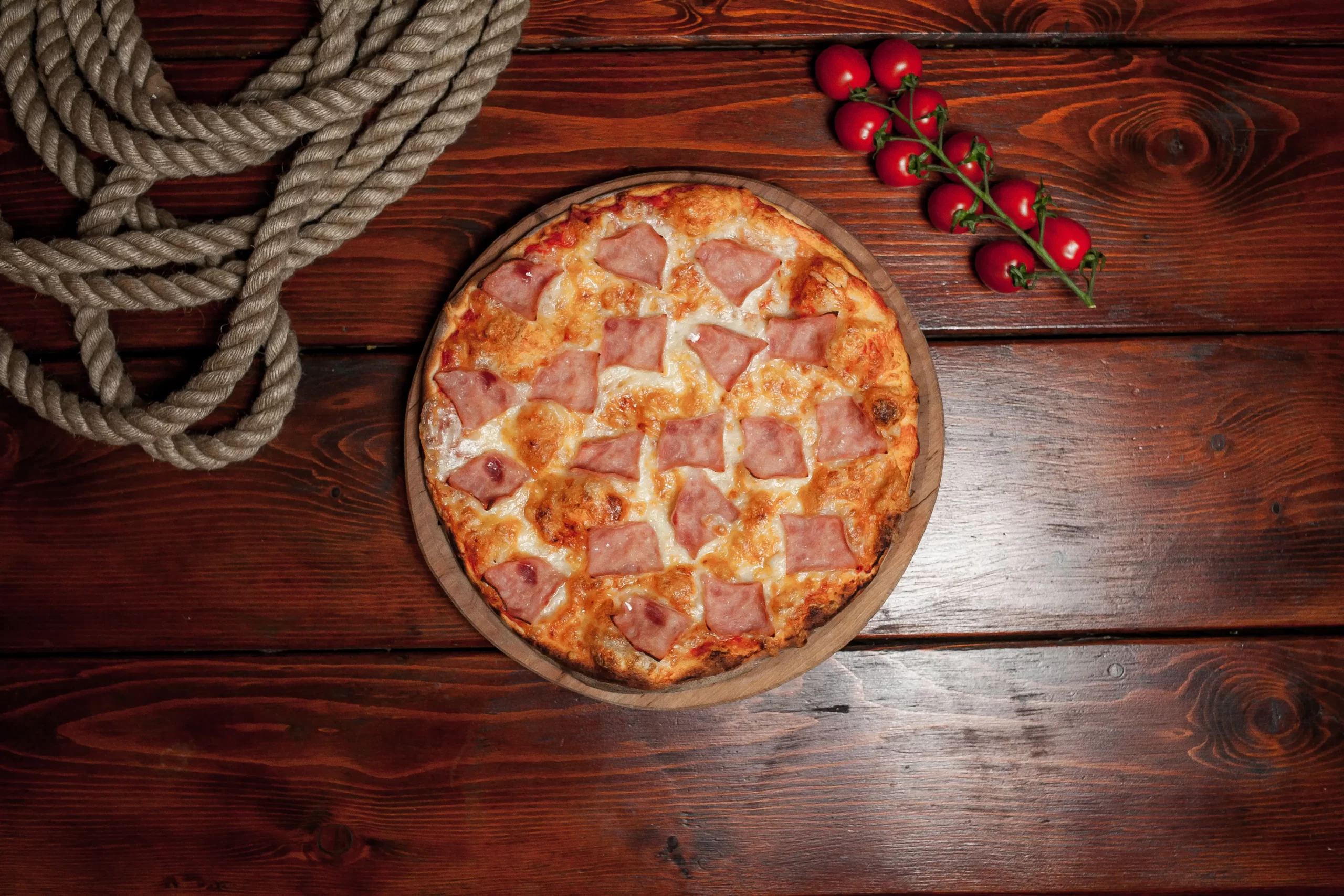 Pizza prosciutto Roni Q livezeni tg.mureș târgu mureș restaurant mureș delivery livrare terasă terasz Pizza mureș Pizza mures Restaurant Mureș Restaurant mures Pizza Livezeni Restaurant Livezeni ibănești ibanesti maiad nyomat nyomát Corunca Koronka Marosvásárhely Poienița poienita Agard Agárd Vendéglő Pizzázó házhozszállítás Sânișor Sanisor crispy burger mâncare tradițională ciorbă ciorbe meniul zilei platou platouri salată salate supă supe