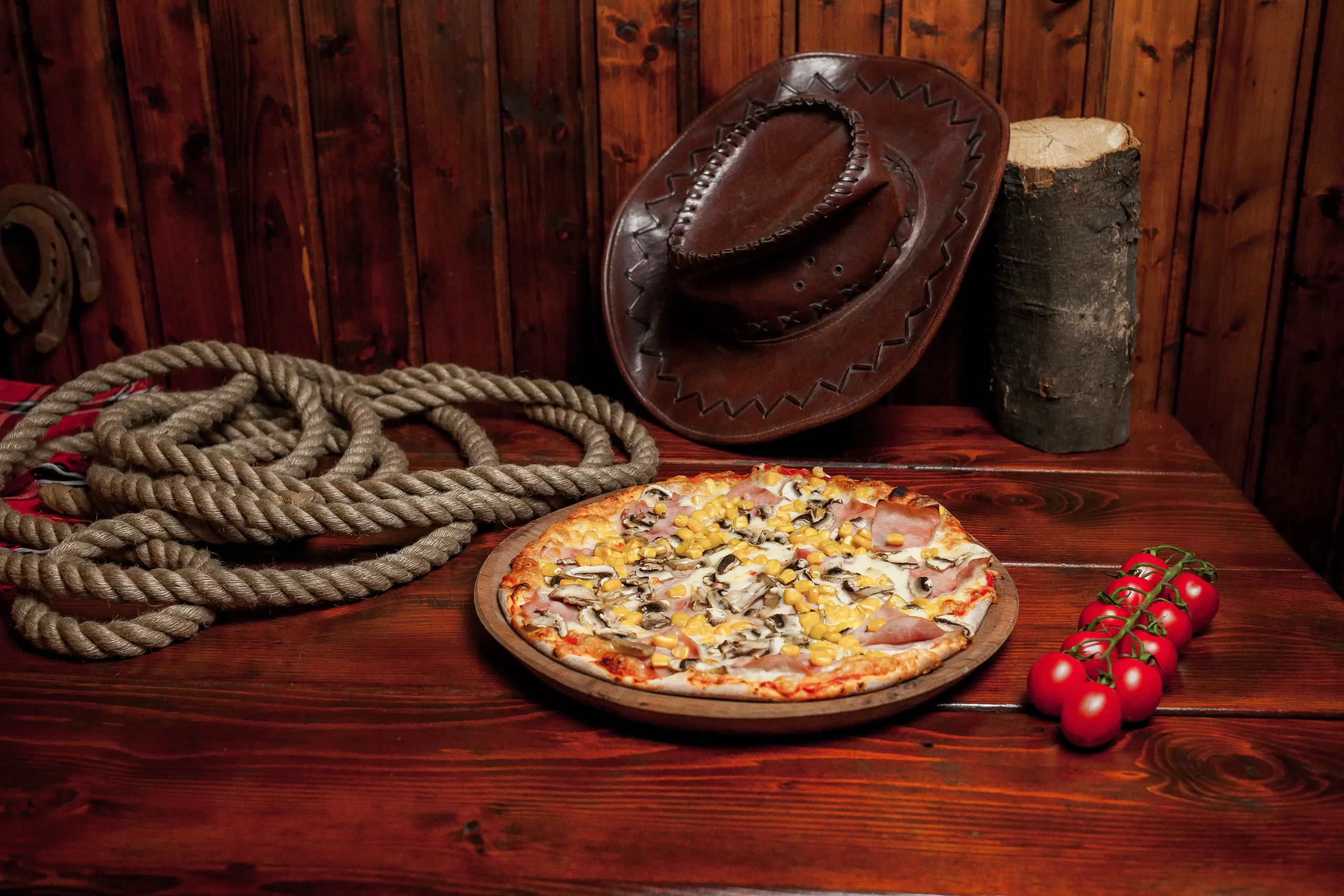 Pizza Prosciutto Funghi Extra Roni Q livezeni tg.mureș târgu mureș restaurant mureș delivery livrare terasă terasz Pizza mureș Pizza mures Restaurant Mureș Restaurant mures Pizza Livezeni Restaurant Livezeni ibănești ibanesti maiad nyomat nyomát Corunca Koronka Marosvásárhely Poienița poienita Agard Agárd Vendéglő Pizzázó házhozszállítás Sânișor Sanisor crispy burger mâncare tradițională ciorbă ciorbe meniul zilei platou platouri salată salate supă supe