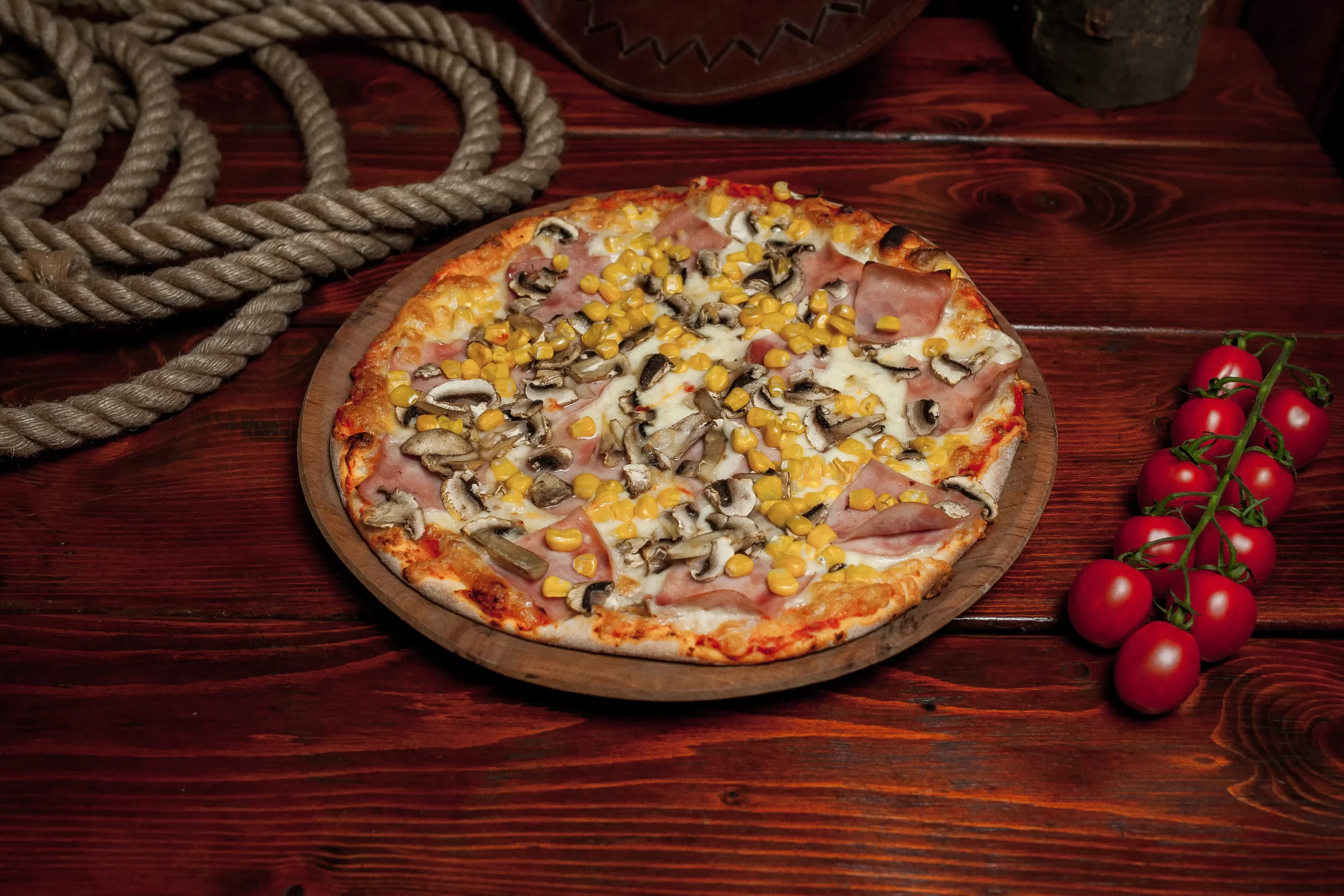 Pizza Prosciutto Funghi Extra Roni Q livezeni tg.mureș târgu mureș restaurant mureș delivery livrare terasă terasz Pizza mureș Pizza mures Restaurant Mureș Restaurant mures Pizza Livezeni Restaurant Livezeni ibănești ibanesti maiad nyomat nyomát Corunca Koronka Marosvásárhely Poienița poienita Agard Agárd Vendéglő Pizzázó házhozszállítás Sânișor Sanisor crispy burger mâncare tradițională ciorbă ciorbe meniul zilei platou platouri salată salate supă supe