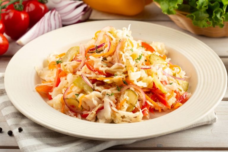Salată asortată murată Roni Q livezeni tg.mureș târgu mureș restaurant mureș delivery livrare terasă terasz Pizza mureș Pizza mures Restaurant Mureș Restaurant mures Pizza Livezeni Restaurant Livezeni ibănești ibanesti maiad nyomat nyomát Corunca Koronka Marosvásárhely Poienița poienita Agard Agárd Vendéglő Pizzázó házhozszállítás Sânișor Sanisor crispy burger mâncare tradițională ciorbă ciorbe meniul zilei platou platouri salată salate supă supe