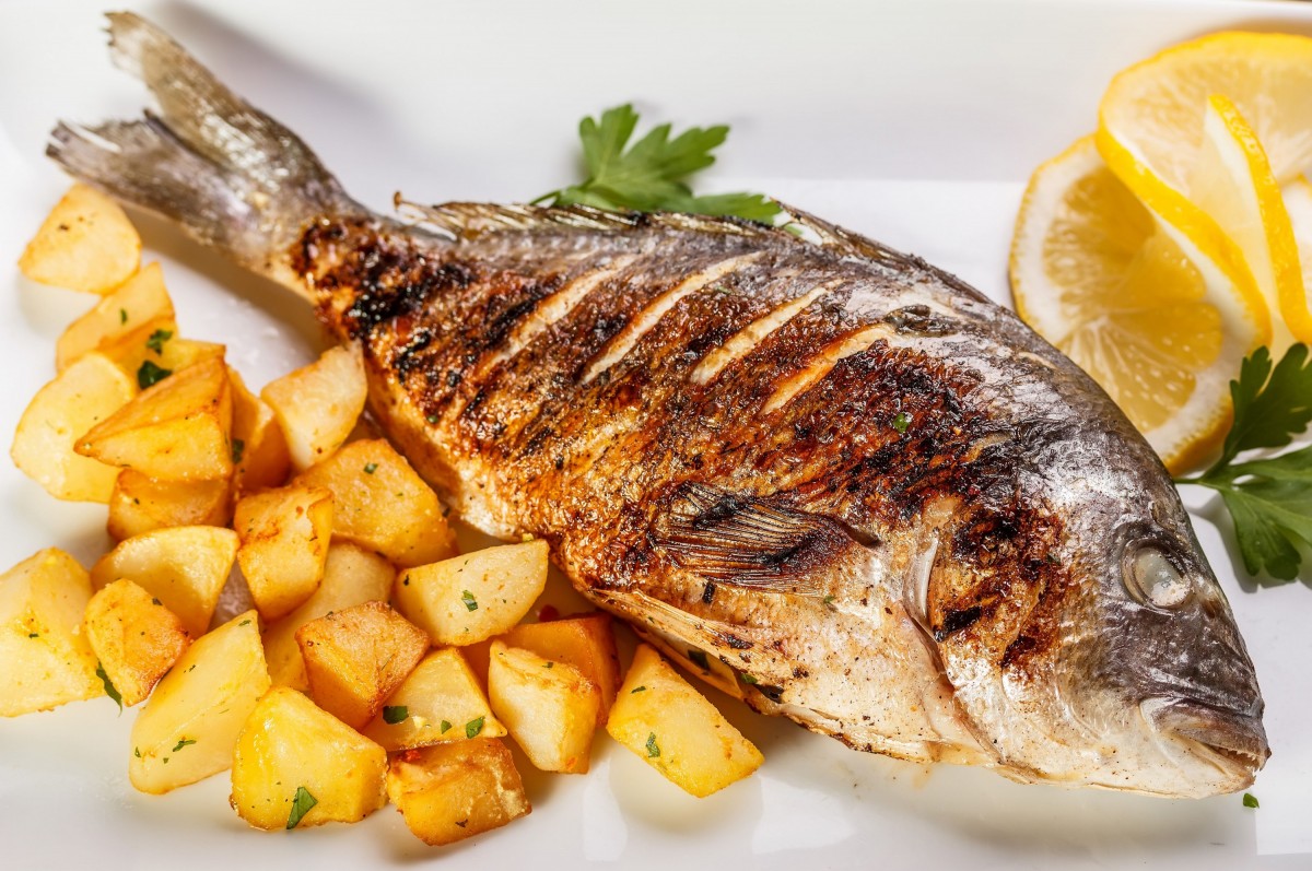 Dorada la Cuptor Roni Q livezeni tg.mureș târgu mureș restaurant mureș delivery livrare terasă terasz Pizza mureș Pizza mures Restaurant Mureș Restaurant mures Pizza Livezeni Restaurant Livezeni ibănești ibanesti maiad nyomat nyomát Corunca Koronka Marosvásárhely Poienița poienita Agard Agárd Vendéglő Pizzázó házhozszállítás Sânișor Sanisor crispy burger mâncare tradițională ciorbă ciorbe meniul zilei platou platouri salată salate supă supe