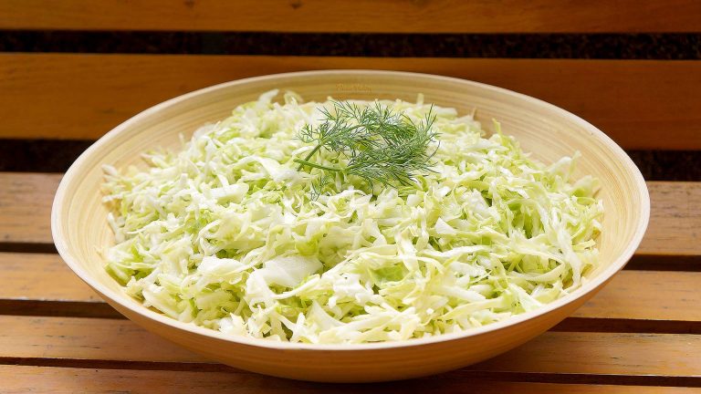 Salată de Varză Proaspătă Roni Q livezeni tg.mureș târgu mureș restaurant mureș delivery livrare terasă terasz Pizza mureș Pizza mures Restaurant Mureș Restaurant mures Pizza Livezeni Restaurant Livezeni ibănești ibanesti maiad nyomat nyomát Corunca Koronka Marosvásárhely Poienița poienita Agard Agárd Vendéglő Pizzázó házhozszállítás Sânișor Sanisor crispy burger mâncare tradițională ciorbă ciorbe meniul zilei platou platouri salată salate supă supe